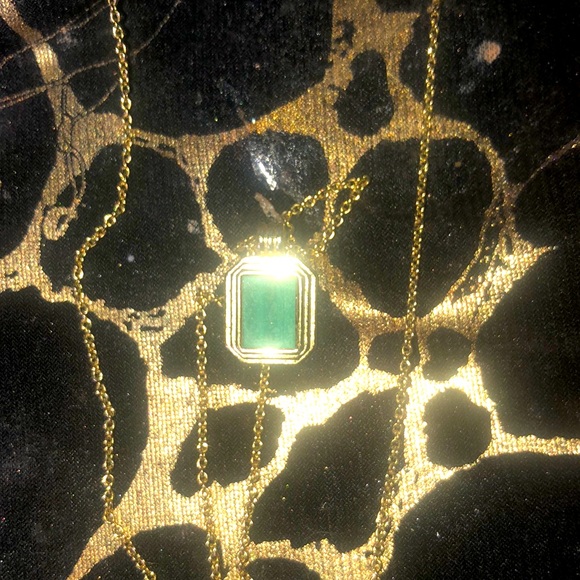 Beautiful emerald green necklace from Ana Luisa - Picture 3 of 3